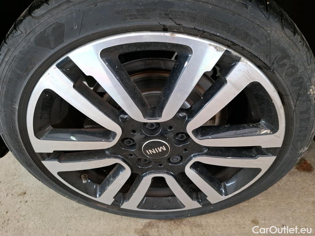  Mini  Cooper MINI Mini / 2021 / 5P / Berline  Edition Premium 136 ch BVA7 #13
