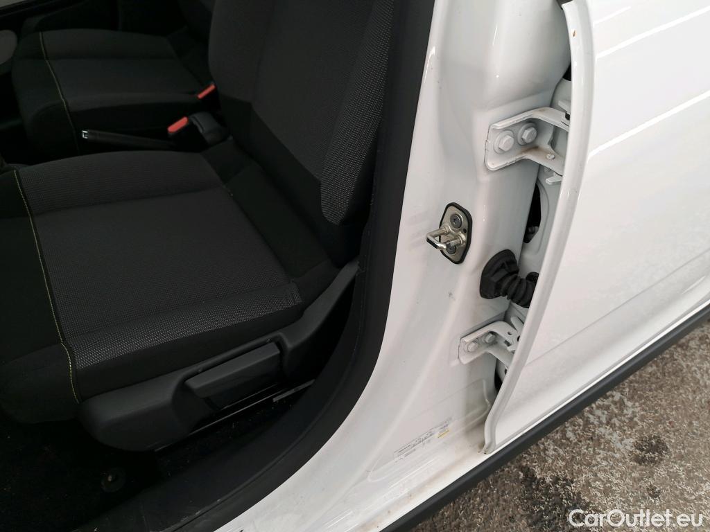  Citroen  C3  Feel 1.5 BlueHDI 100CV BVM6 E6d #2