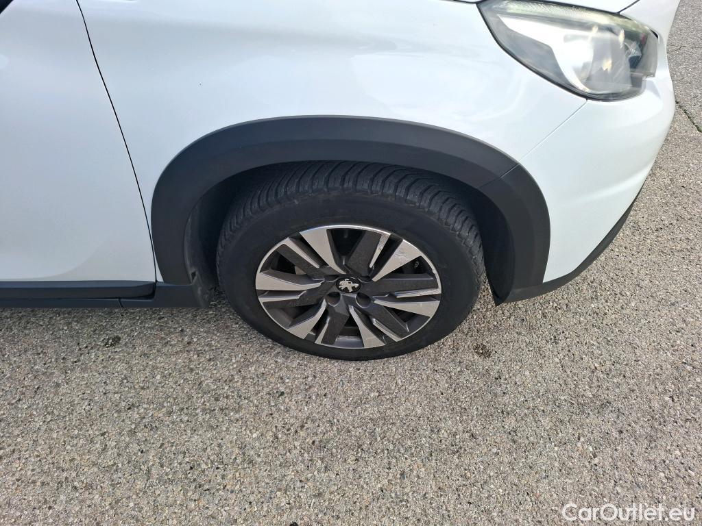  Peugeot  2008  Allure 1.5 HDi 120CV BVA6 E6dT #10