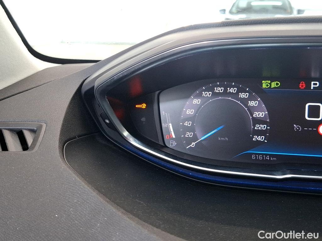  Peugeot  3008  Allure Pack 1.5 HDi 130CV BVA8 E6d #18