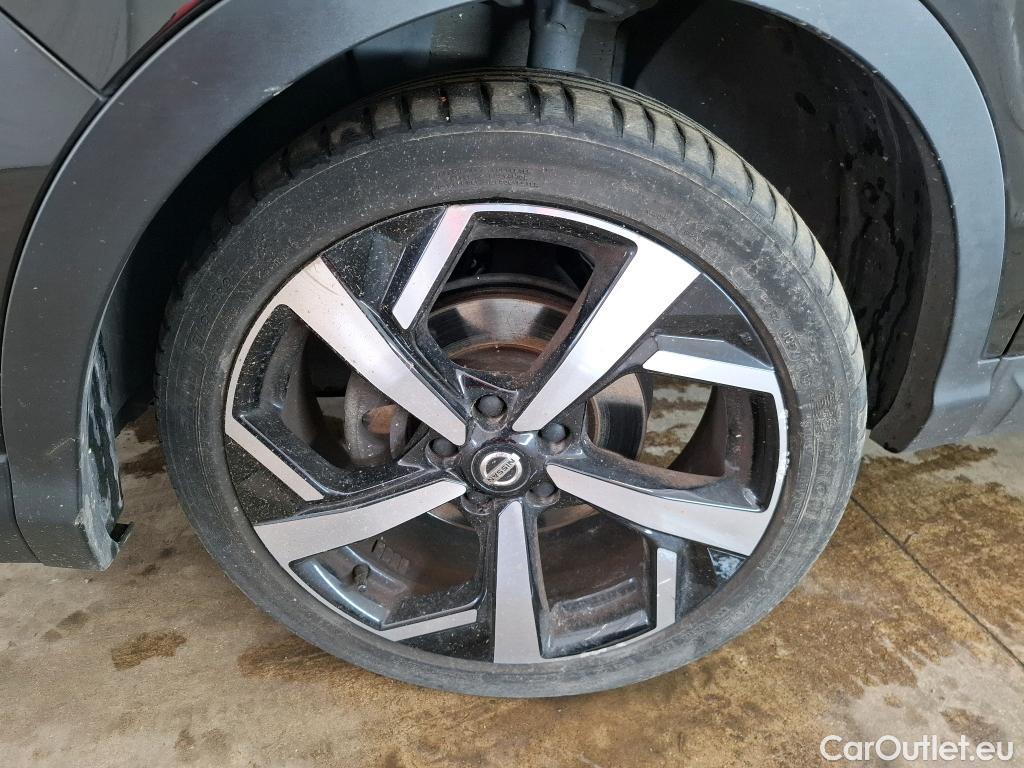  Nissan  Qashqai NISSAN  / 2017 / 5P / Crossover 1.3 DIG-T 160 DCT Tekna #26