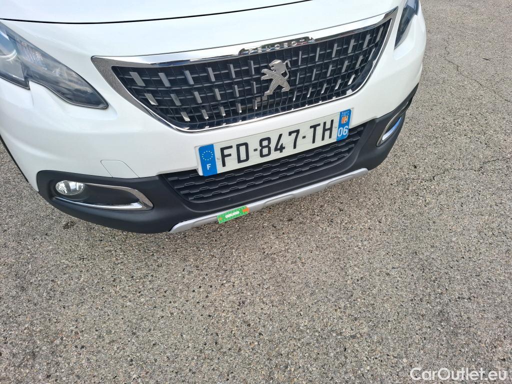  Peugeot  2008  Allure 1.5 HDi 120CV BVA6 E6dT #25