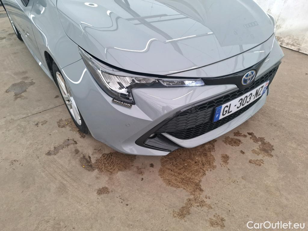  Toyota  Corolla TOYOTA  / 2018 / 5P / Berline Hybride 122h Dynamic Business Beyond Zer #4