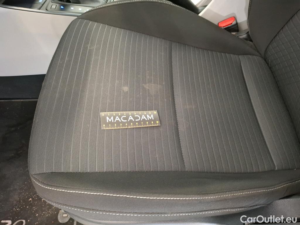  Hyundai  i20 HYUNDAI  / 2020 / 5P / Berline 1.0 T-GDI 100 HYBRID 48V Business DCT-7 TVU #9