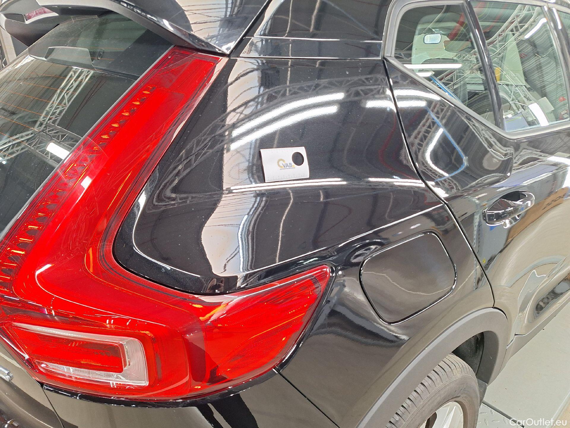  Volvo  XC 40 Volvo, XC40 '17, Volvo XC40 T3 Momentum Pro 5d #22