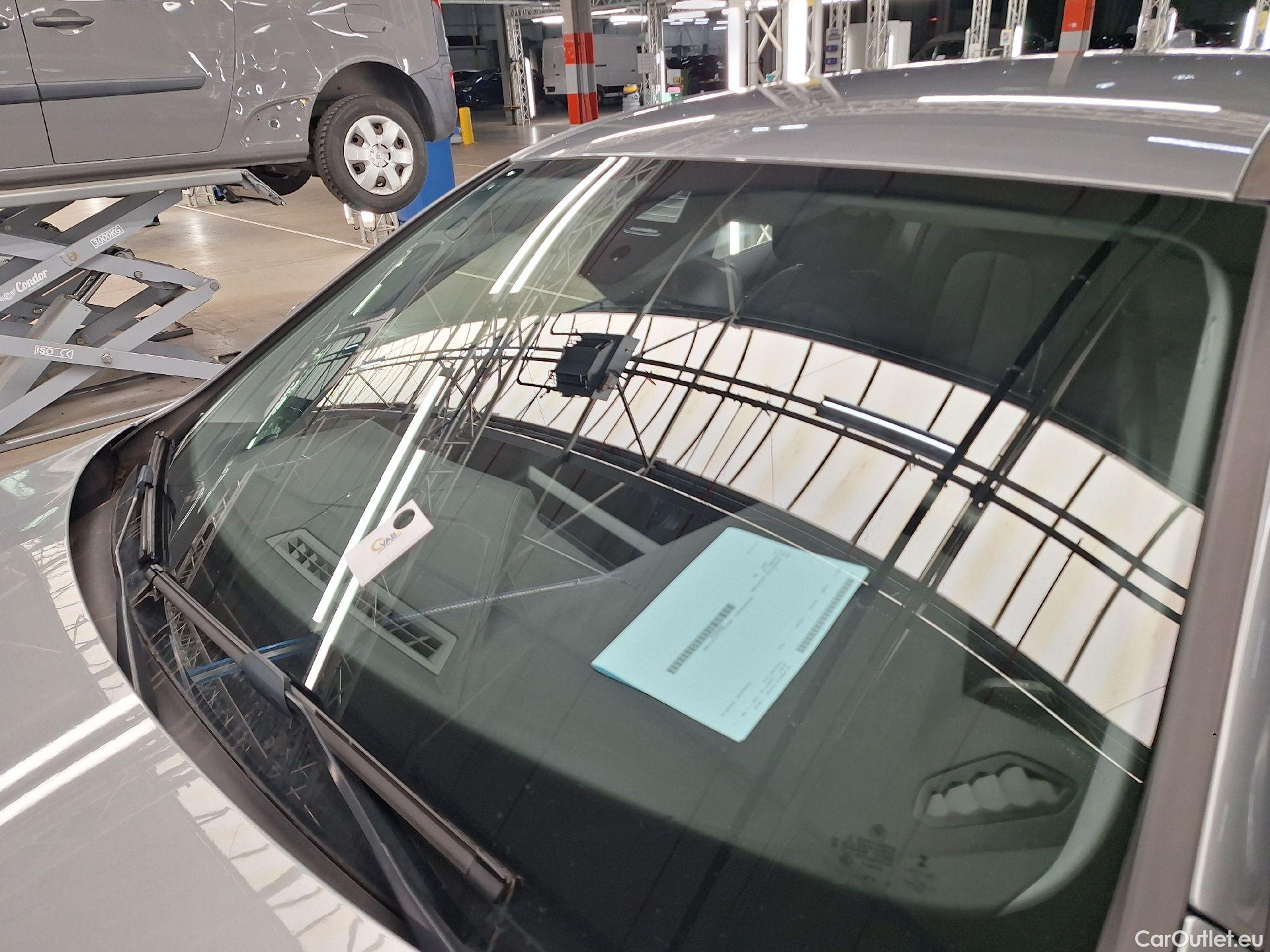  Bmw  Serie 1 BMW, 1-serie '19, BMW 1 Reeks Hatch 116d (85 kW) 5d #3