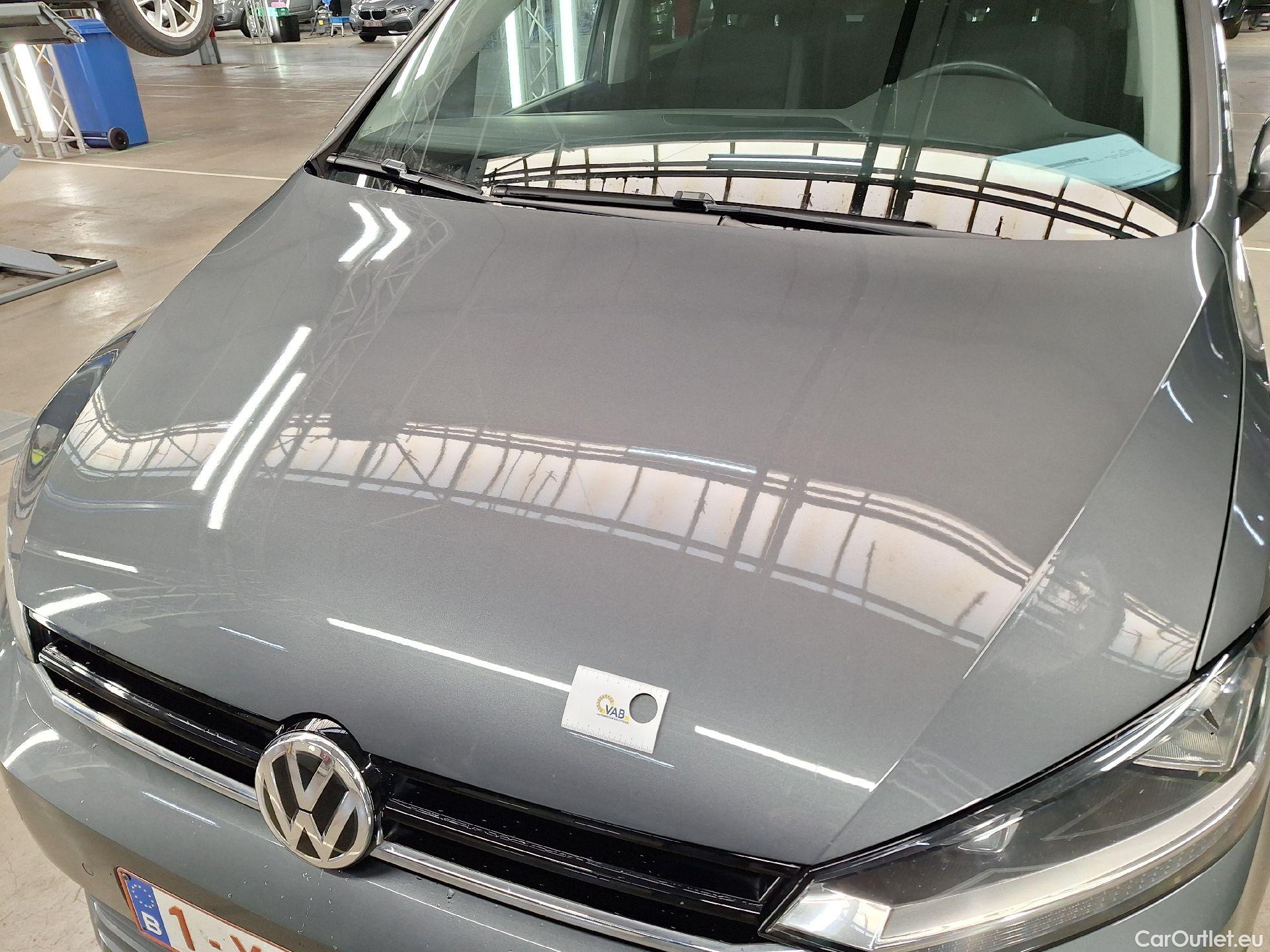  Volkswagen  Touran VW,  '15, Volkswagen  1.5 TSi Trendline DSG 5d #1