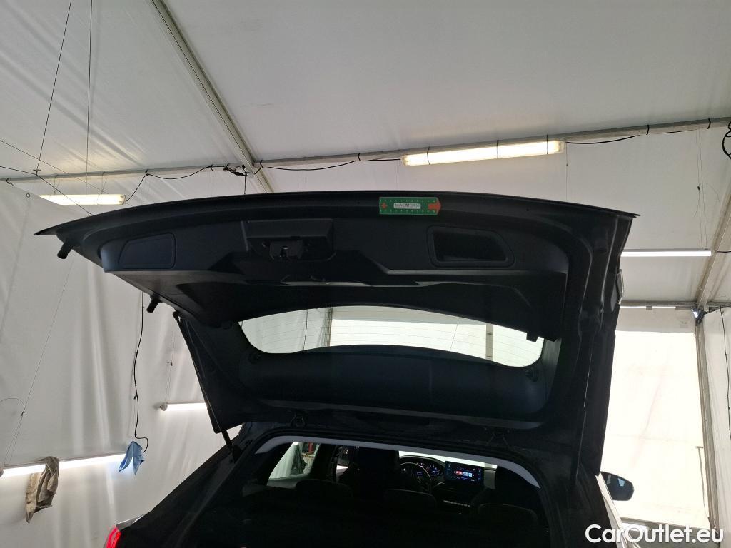  Peugeot  3008  II Active Pack 1.5 HDi 130CV BVA8 E6d #4
