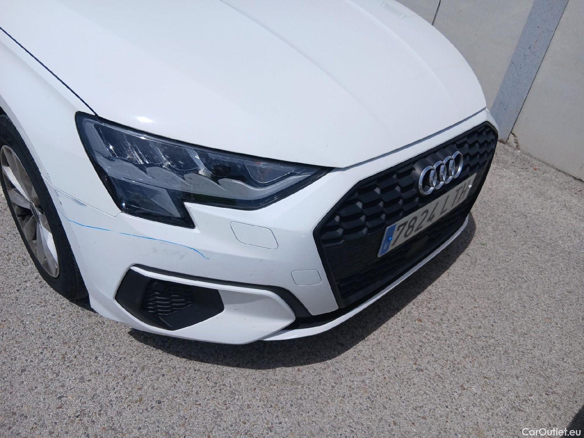  Audi  A3 AUDI  / 2020 / 5P / berlina con portón Sportback 30 TFSI 81kW (110CV) S tronic #3