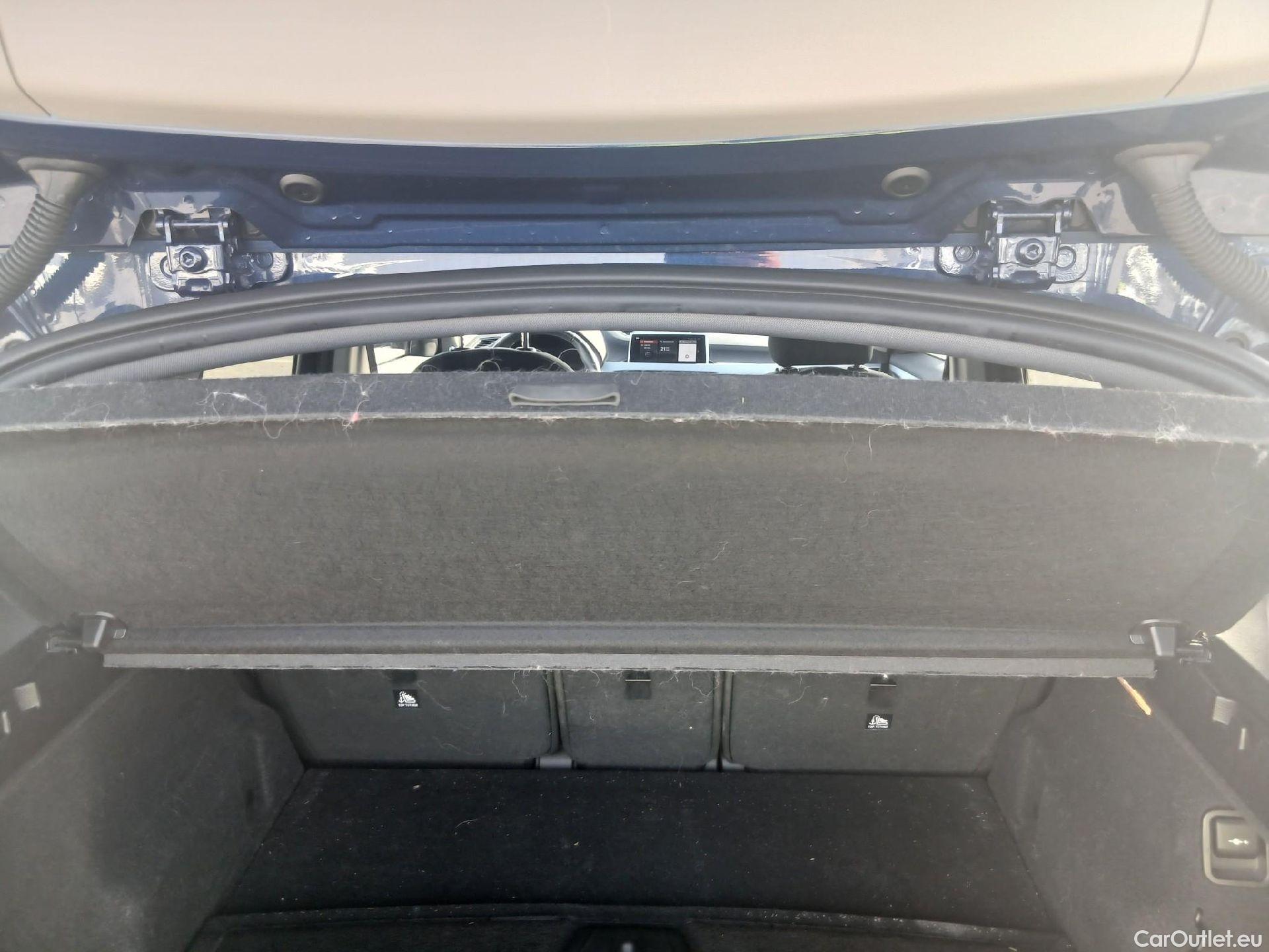  Bmw  X1 BMW  / 2019 / 5P / todoterreno sDrive18d #24