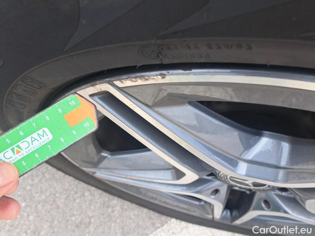  Mercedes  G-Klasee MERCEDES-BENZ GLC Coupé 300 de 4MATIC 306 CV #Opcionales 8000€# #2