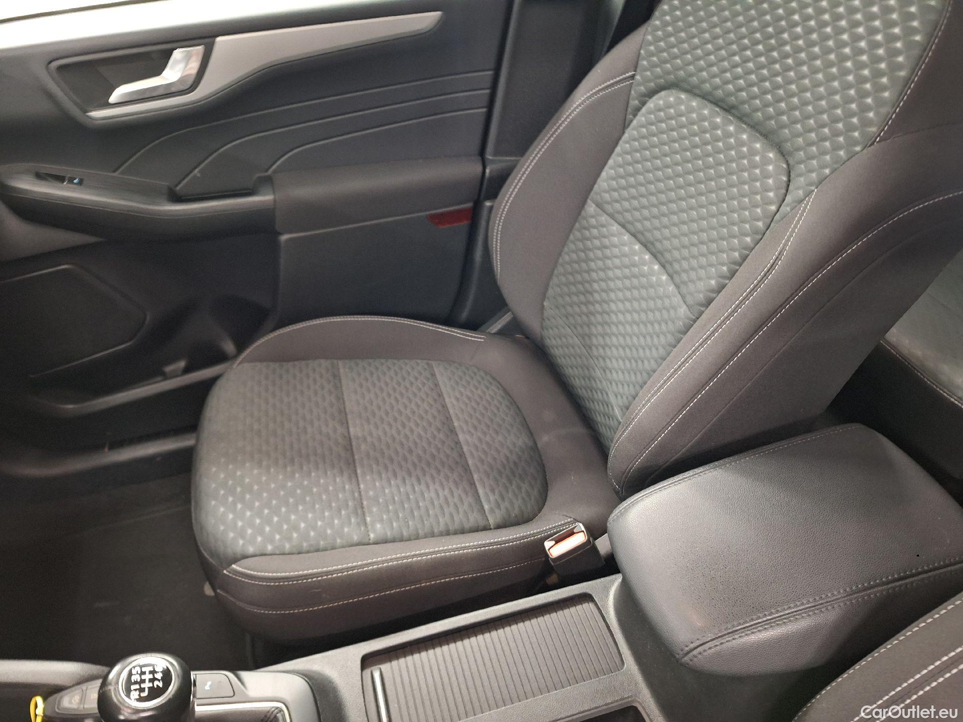  Ford  Kuga Ford,  '19, Ford  1.5i EcoBoost 88kW Trend 5d #9