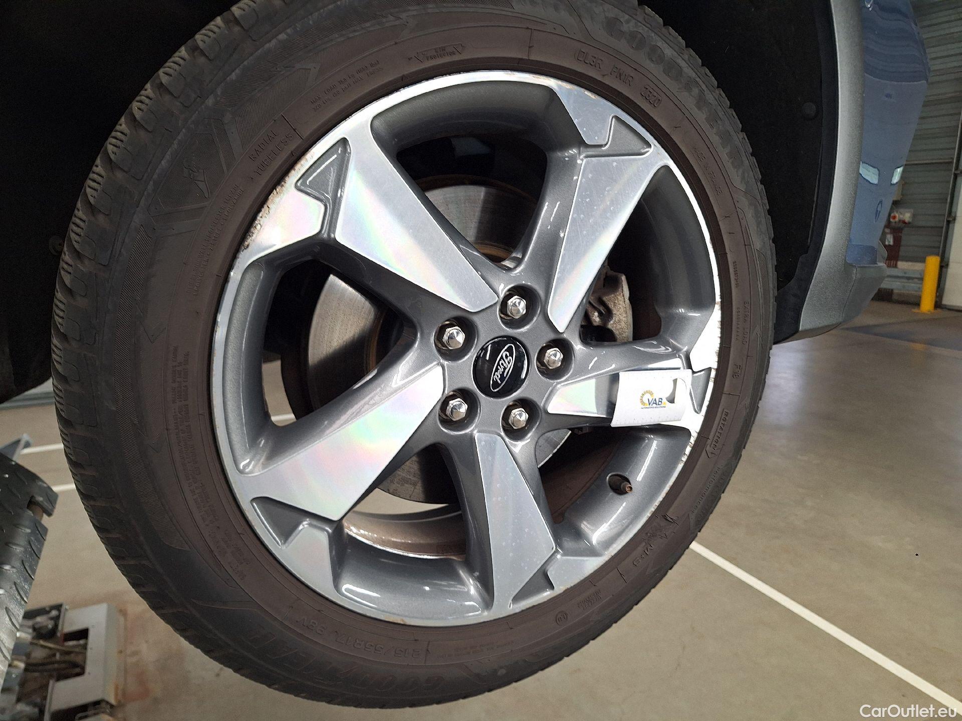  Ford  Focus Ford,  SW '18, Ford  Clipper 1.0i EcoB. 92kW Active Business #25