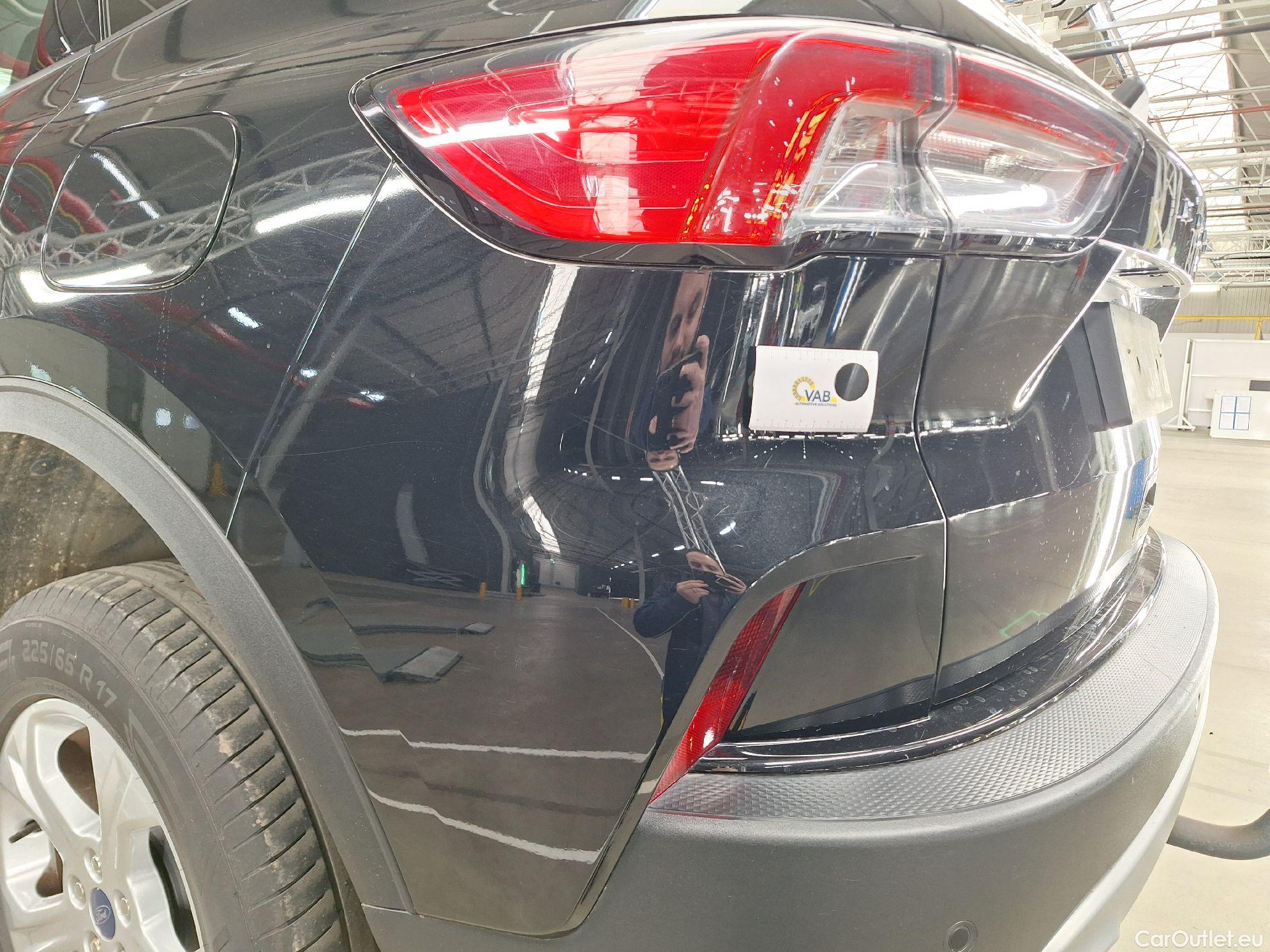  Ford  Kuga Ford,  '19, Ford  1.5i EcoBoost 88kW Trend 5d #34