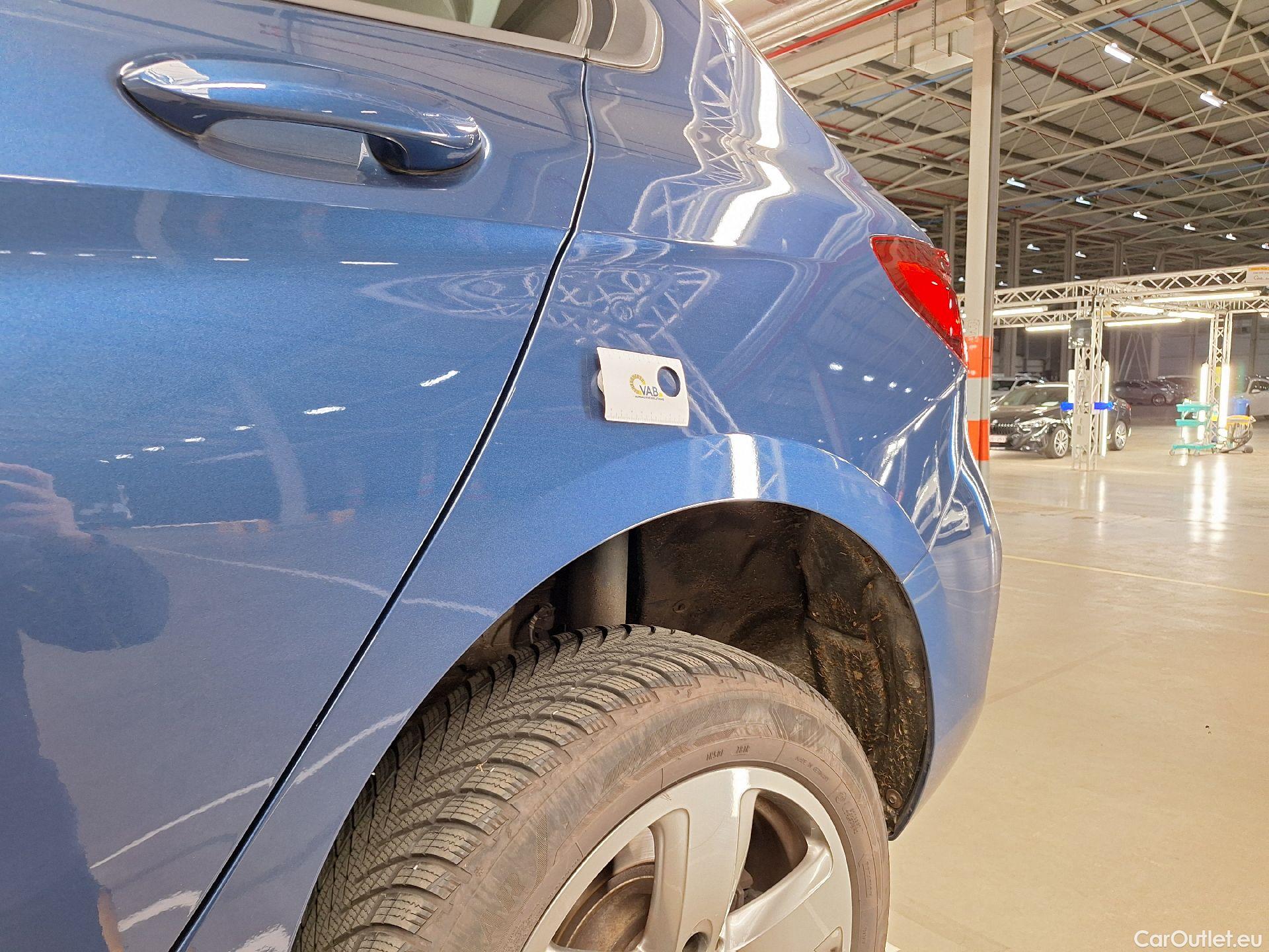  Bmw  Serie 1 BMW, 1-serie '19, BMW 1 Reeks Hatch 116d (85 kW) 5d #18
