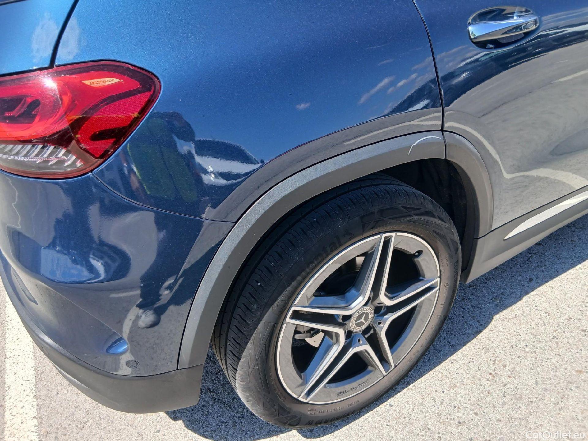  Mercedes  GLA MERCEDES-BENZ  / 2020 / 5P / todoterreno  200 #20