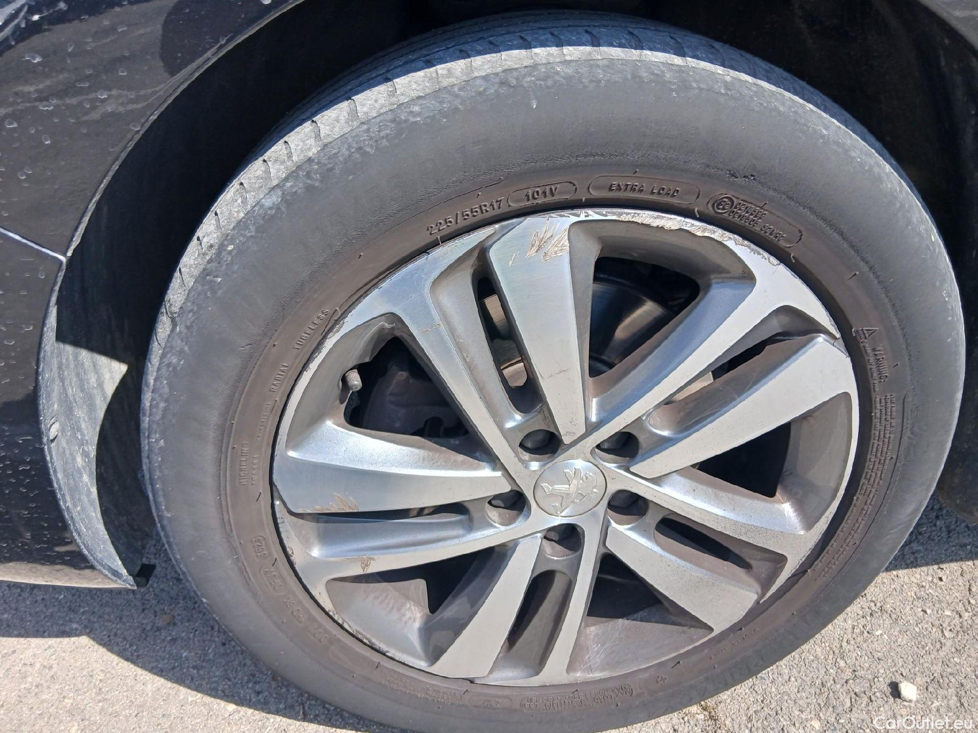  Peugeot  Expert PEUGEOT Traveller / 2016 / 5P / monovolumen Allure BlueHDi 180 S&S EAT8 Standard #8