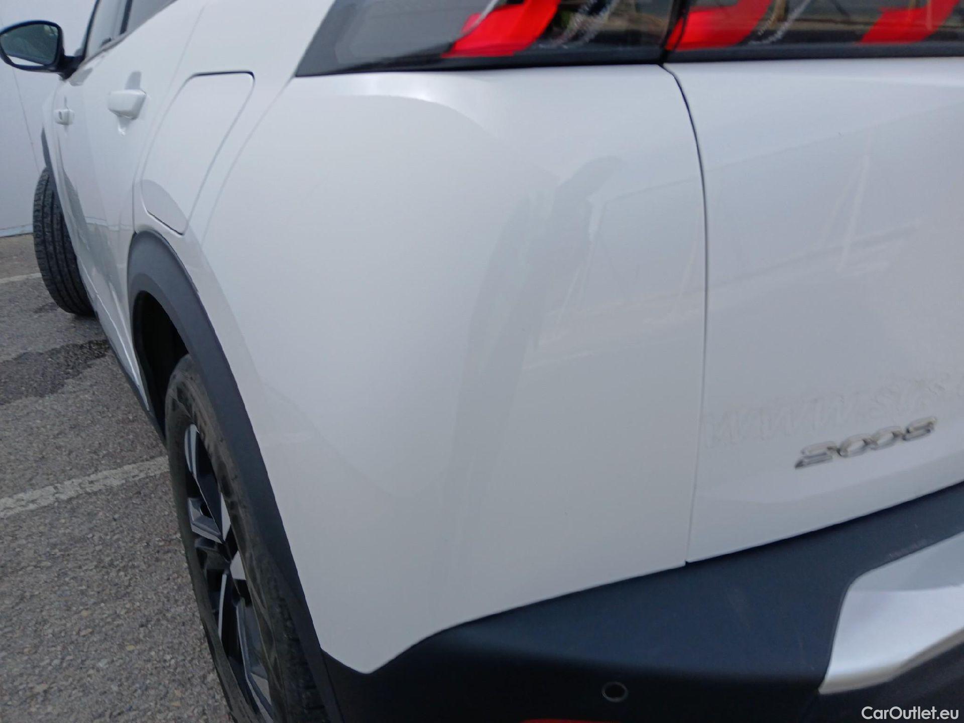  Peugeot  2008 PEUGEOT  Allure BlueHDI 110 CV #18
