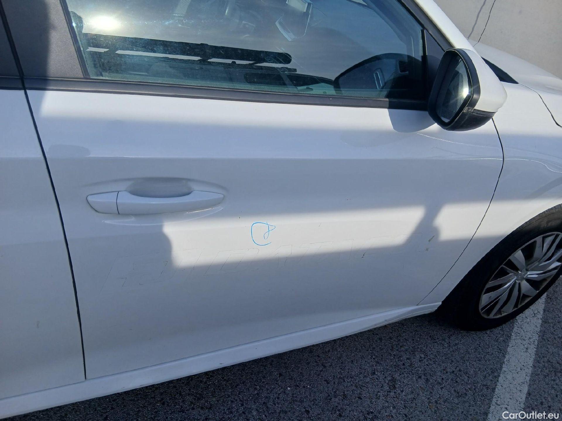  Peugeot  208 PEUGEOT   BlueHDi 100 CV Active #26