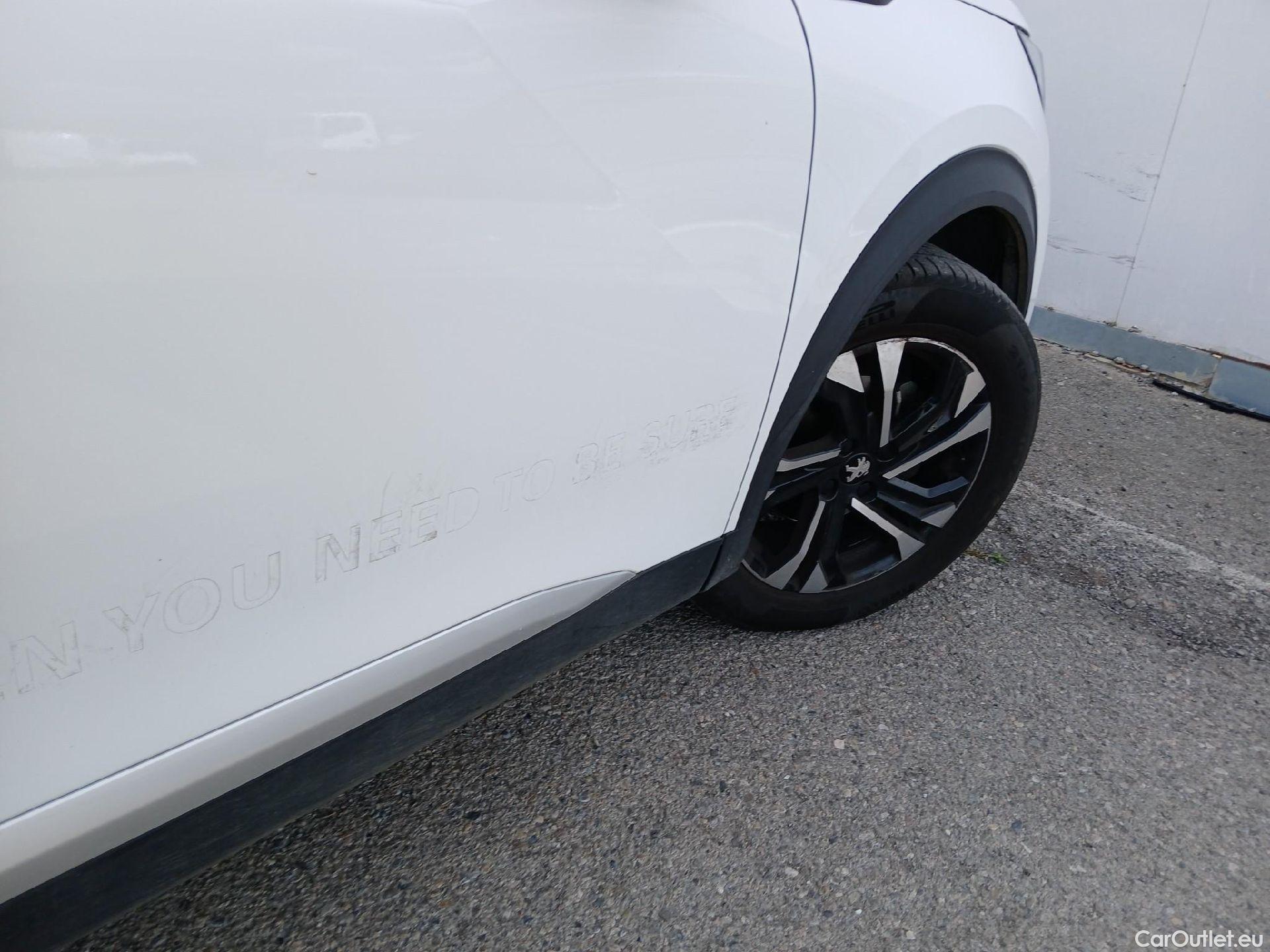  Peugeot  2008 PEUGEOT  Allure BlueHDI 110 CV #38
