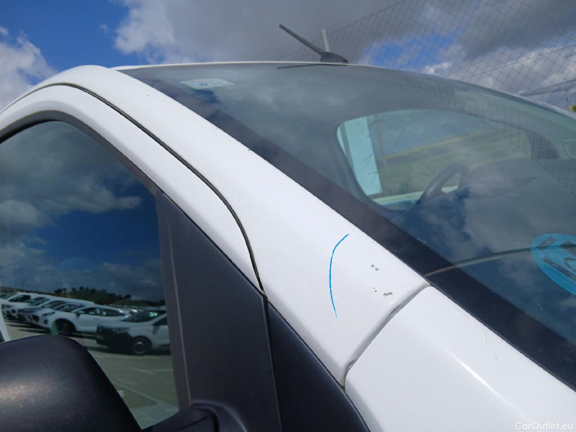  Citroen  Jumpy CITROEN  / 2016 / 4P / furgón Talla XS BlueHDi 100 S&S 6v Control #52