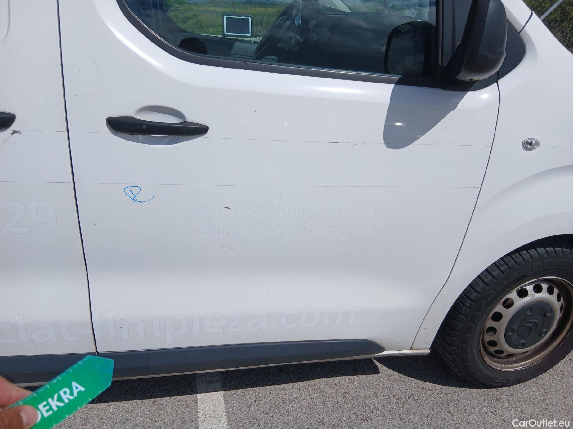  Citroen  Jumpy CITROEN  / 2016 / 4P / furgón Talla XS BlueHDi 100 S&S 6v Control #47