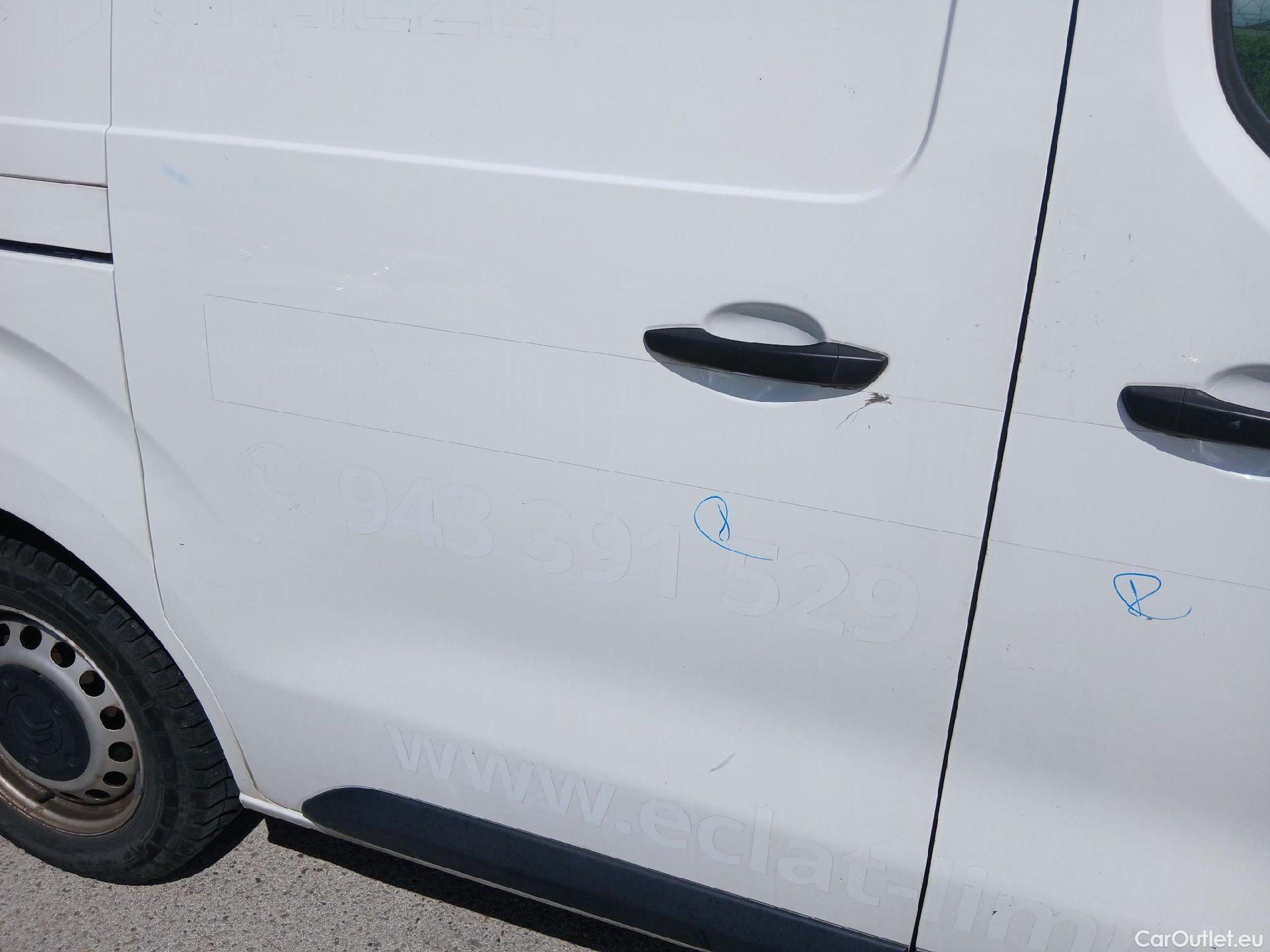  Citroen  Jumpy CITROEN  / 2016 / 4P / furgón Talla XS BlueHDi 100 S&S 6v Control #44