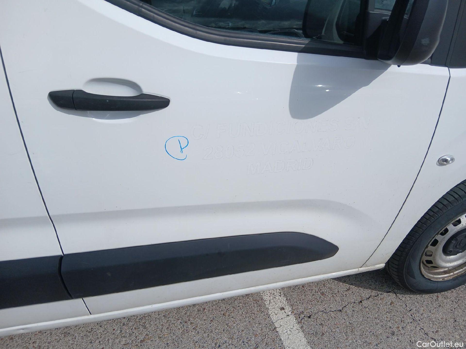  Citroen  Berlingo CITROEN  / 2018 / 3P / furgón derivado de turismo Talla M BlueHDi 100 CONTROL (AC2) #41