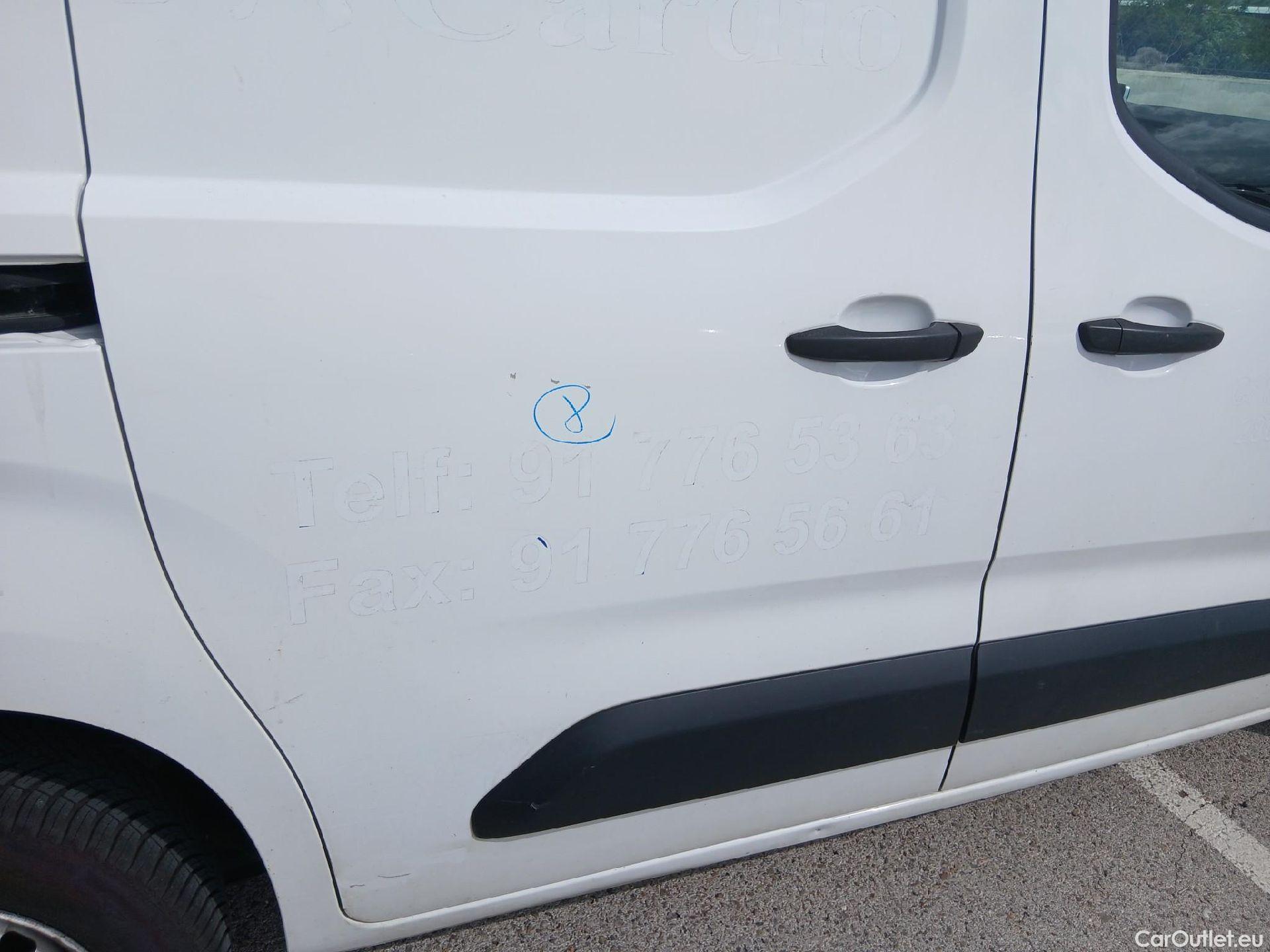  Citroen  Berlingo CITROEN  / 2018 / 3P / furgón derivado de turismo Talla M BlueHDi 100 CONTROL (AC2) #36