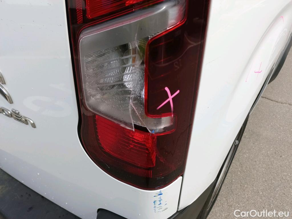  Citroen  Berlingo CITROEN  / 2018 / 3P / furgón derivado de turismo Talla M BlueHDi 100 CONTROL (AC2) #24