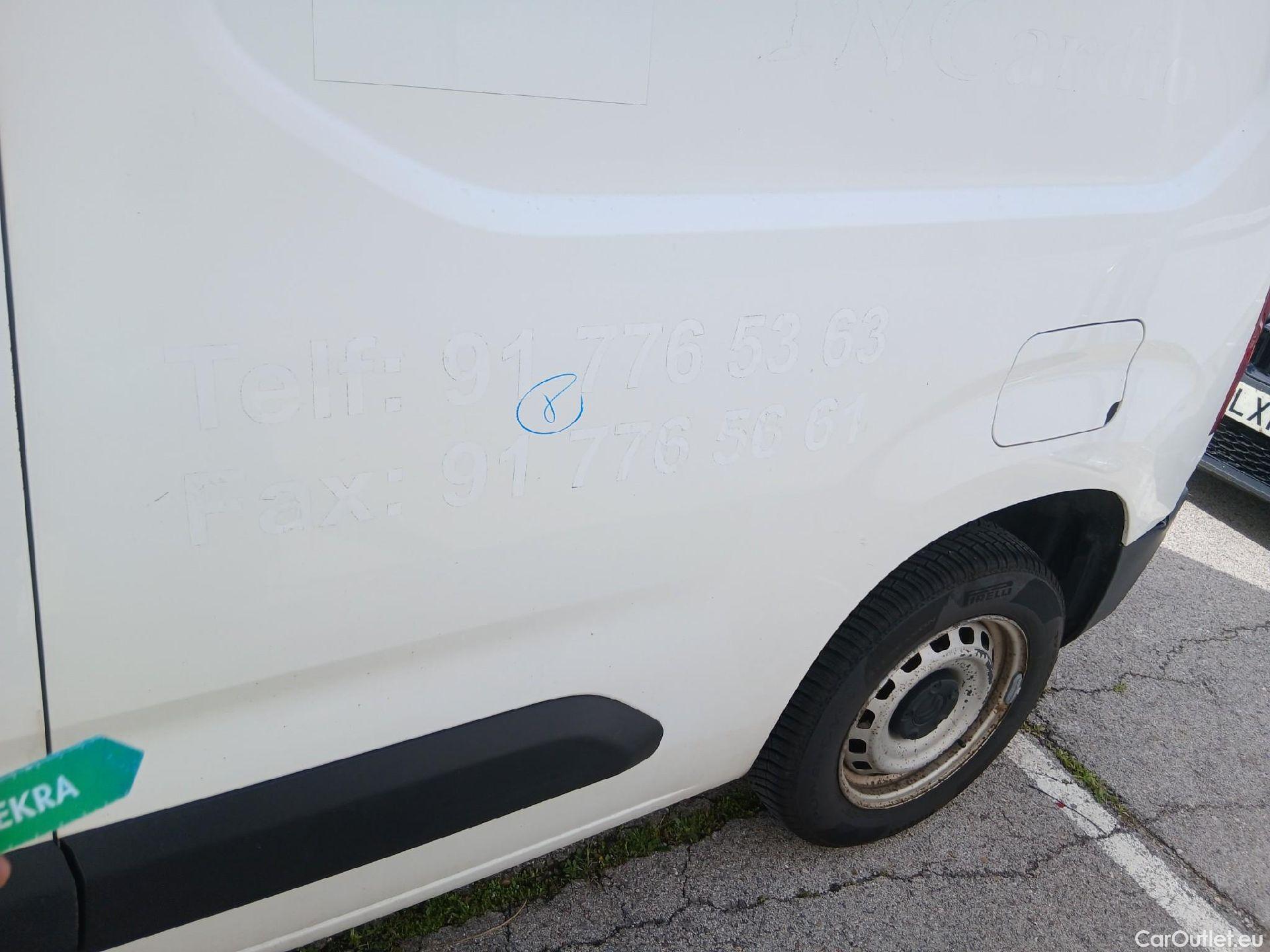  Citroen  Berlingo CITROEN  / 2018 / 3P / furgón derivado de turismo Talla M BlueHDi 100 CONTROL (AC2) #20