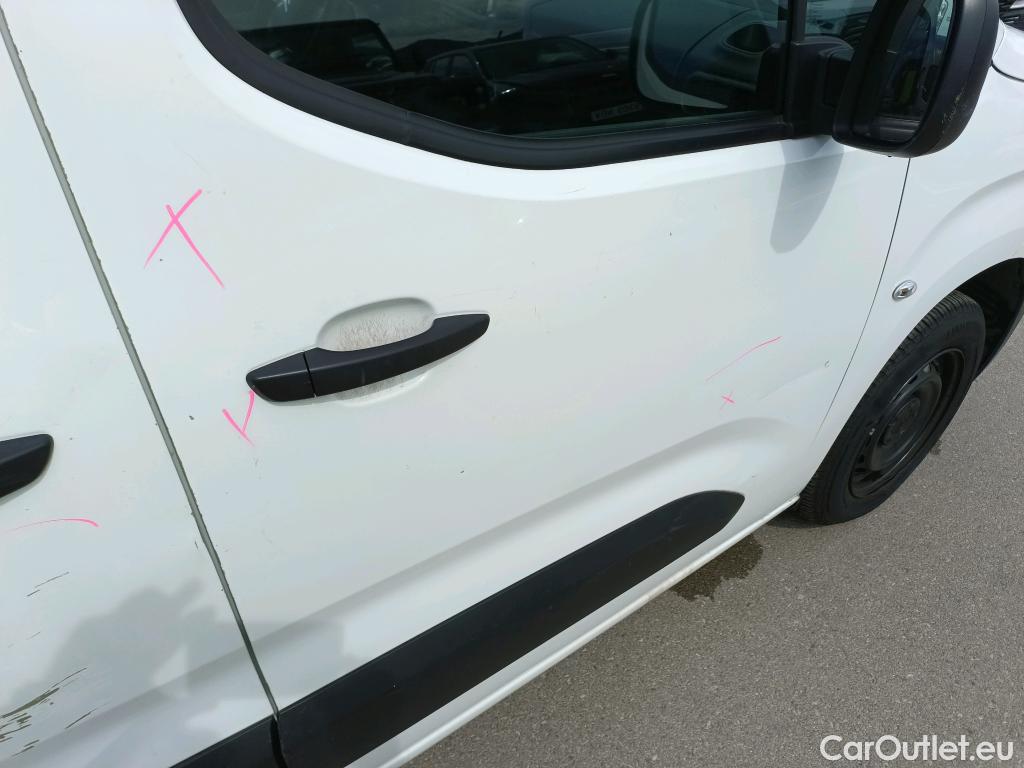 Citroen  Berlingo CITROEN  / 2018 / 3P / furgón derivado de turismo Talla M BlueHDi 100 CONTROL (AC2) #19
