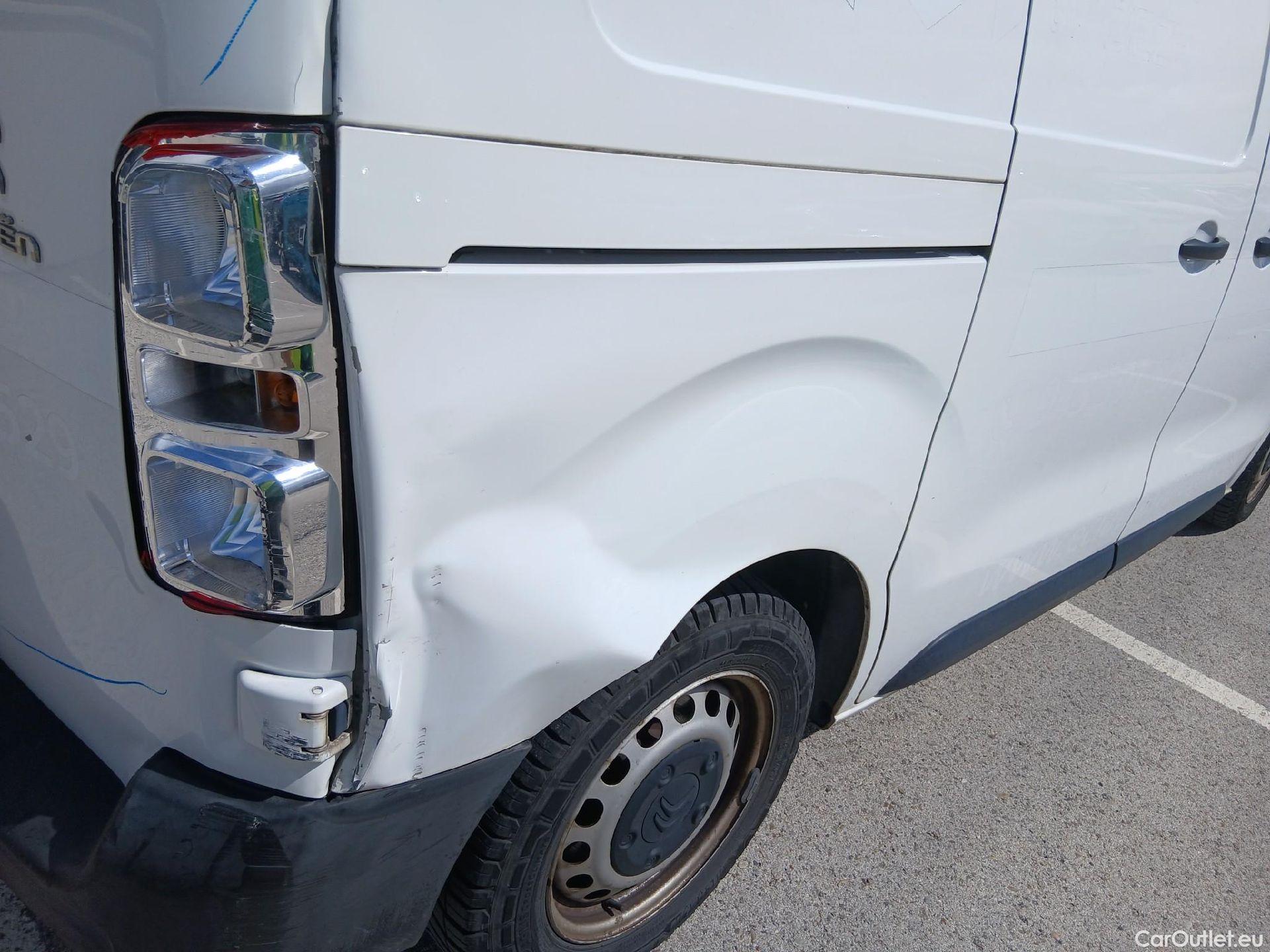  Citroen  Jumpy CITROEN  / 2016 / 4P / furgón Talla XS BlueHDi 100 S&S 6v Control #42