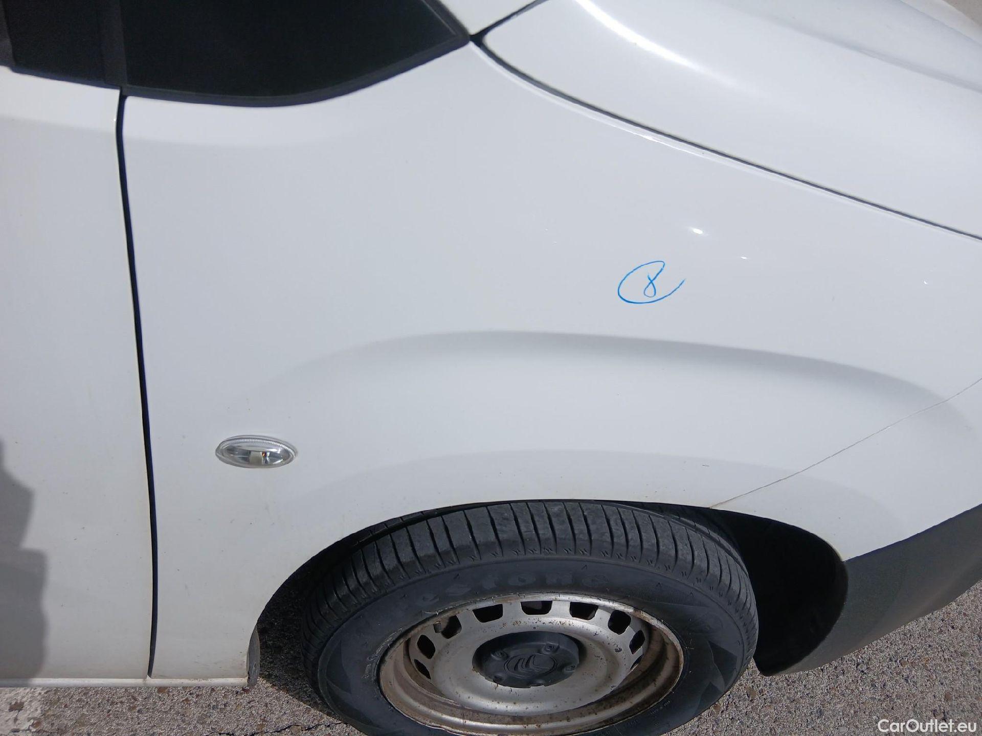  Citroen  Berlingo CITROEN  / 2018 / 3P / furgón derivado de turismo Talla M BlueHDi 100 CONTROL (AC2) #48