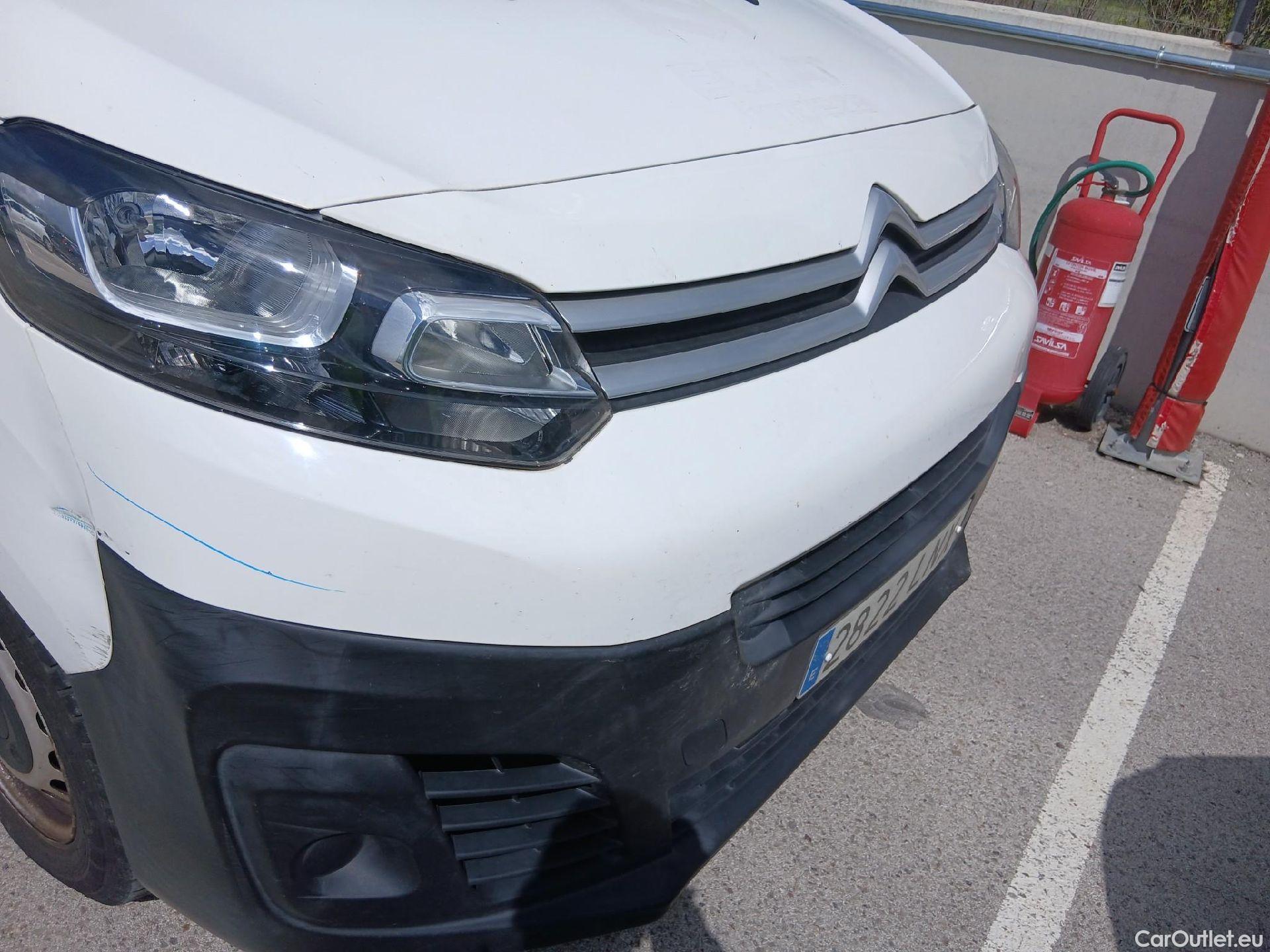  Citroen  Jumpy CITROEN  / 2016 / 4P / furgón Talla XS BlueHDi 100 S&S 6v Control #19