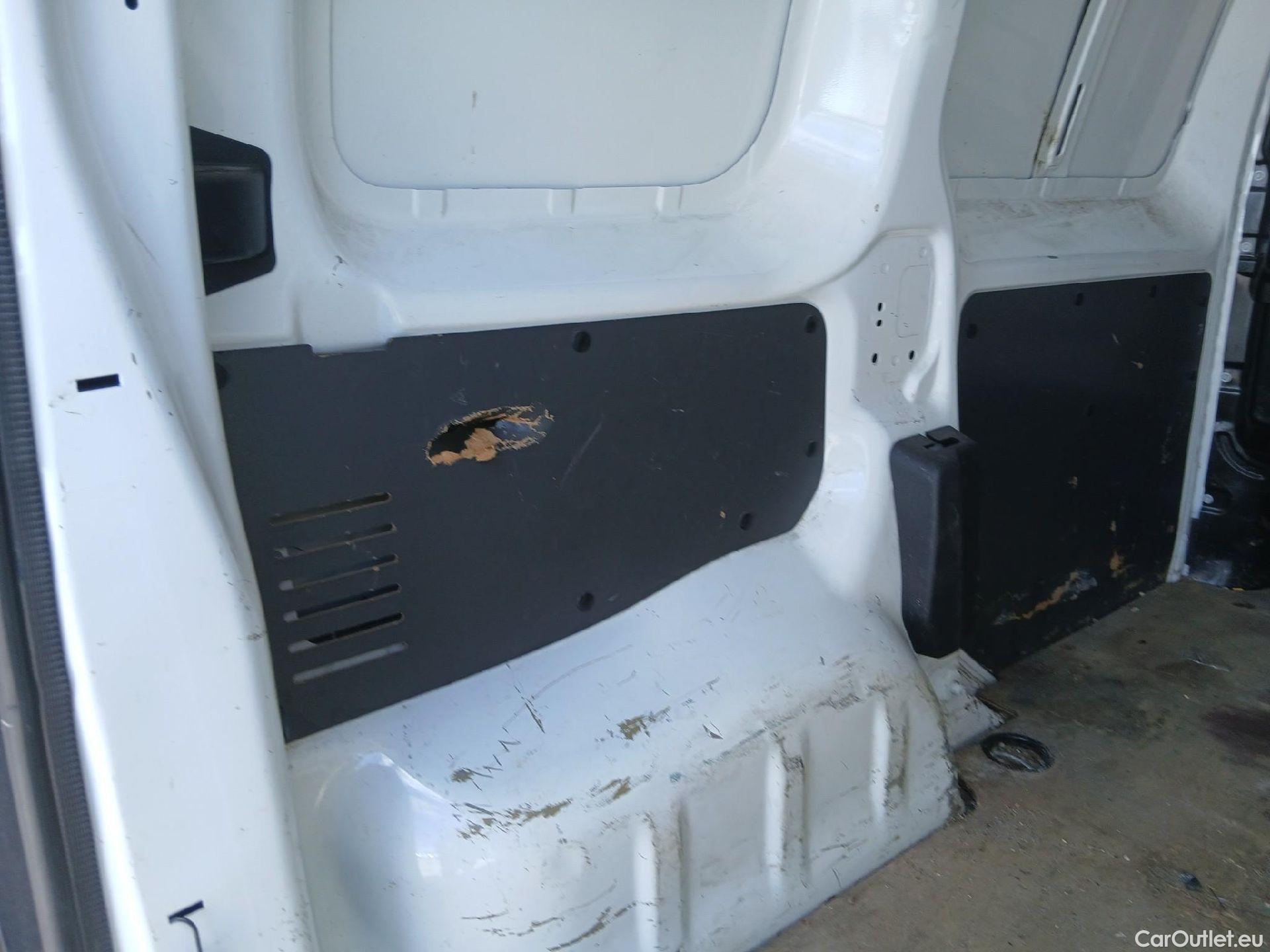  Citroen  Jumpy CITROEN  / 2016 / 4P / furgón Talla XS BlueHDi 100 S&S 6v Control #8
