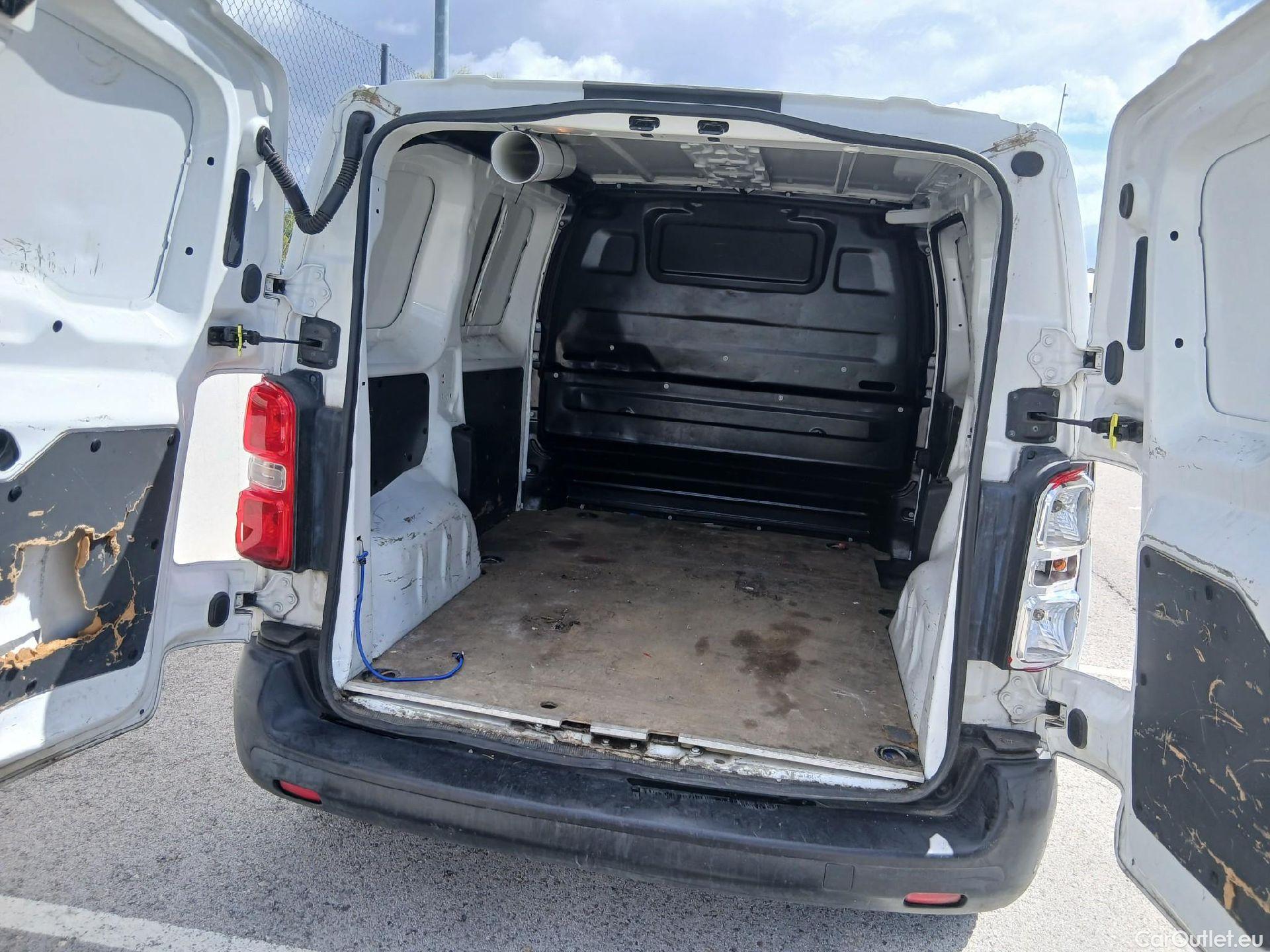  Citroen  Jumpy CITROEN  / 2016 / 4P / furgón Talla XS BlueHDi 100 S&S 6v Control #2