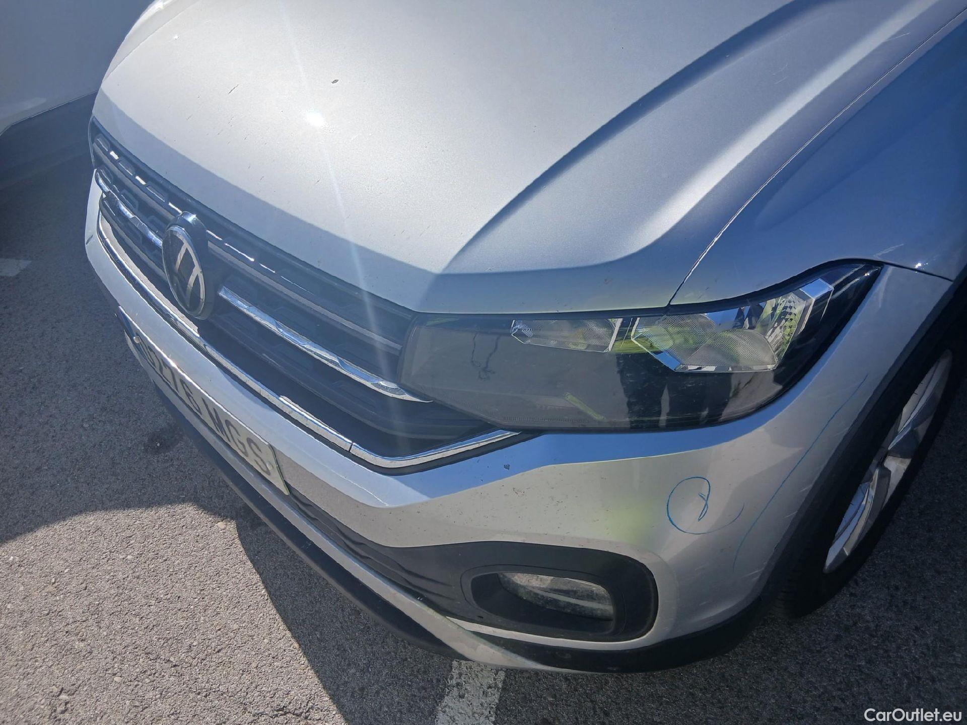  Volkswagen  T-CROSS VOLKSWAGEN  / 2018 / 5P / todoterreno Advance 1.0 TSI 81kW (110CV) #10