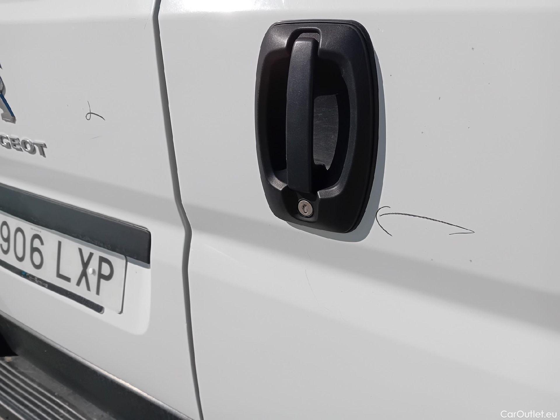 Peugeot  Boxer PEUGEOT  / 2014 / 4P / furgón Pack 335 L3 H2 BHDI 103kW (140CV) S&S #24