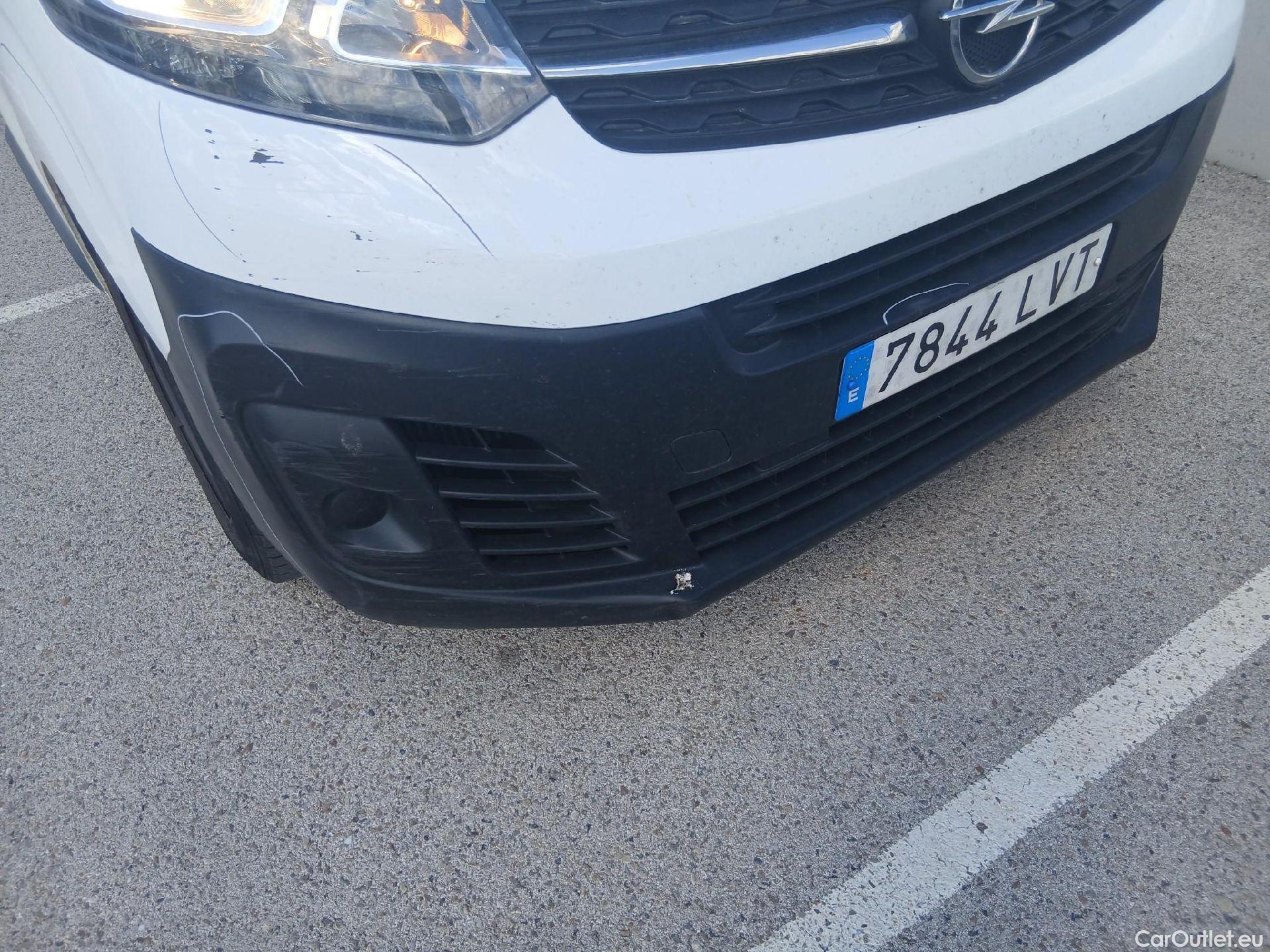  Opel  Vivaro OPEL  / 2019 / 4P / furgón 1.5 Diésel 74kW (100CV) M Std Express #3