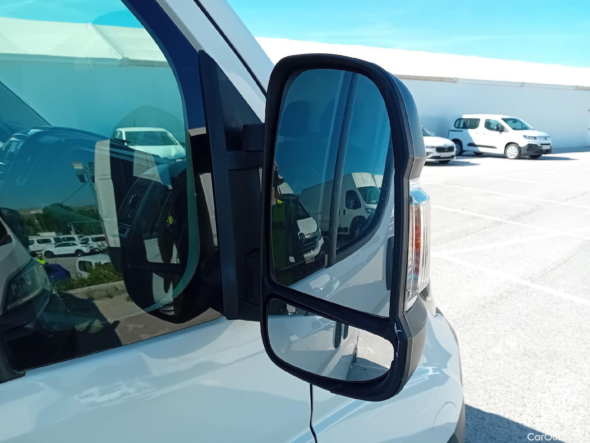  Peugeot  Boxer PEUGEOT  / 2014 / 4P / furgón Pack 335 L3 H2 BHDI 103kW (140CV) S&S #34