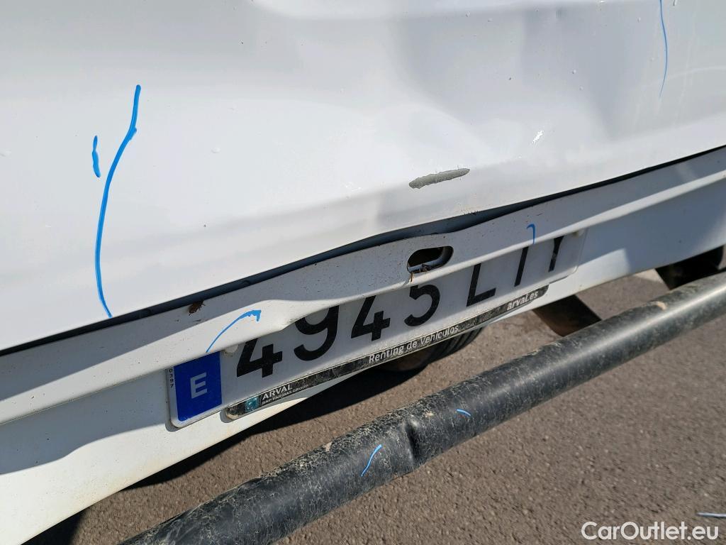  Nissan  Navara NISSAN  2.3dCi 160 CV Visia #21