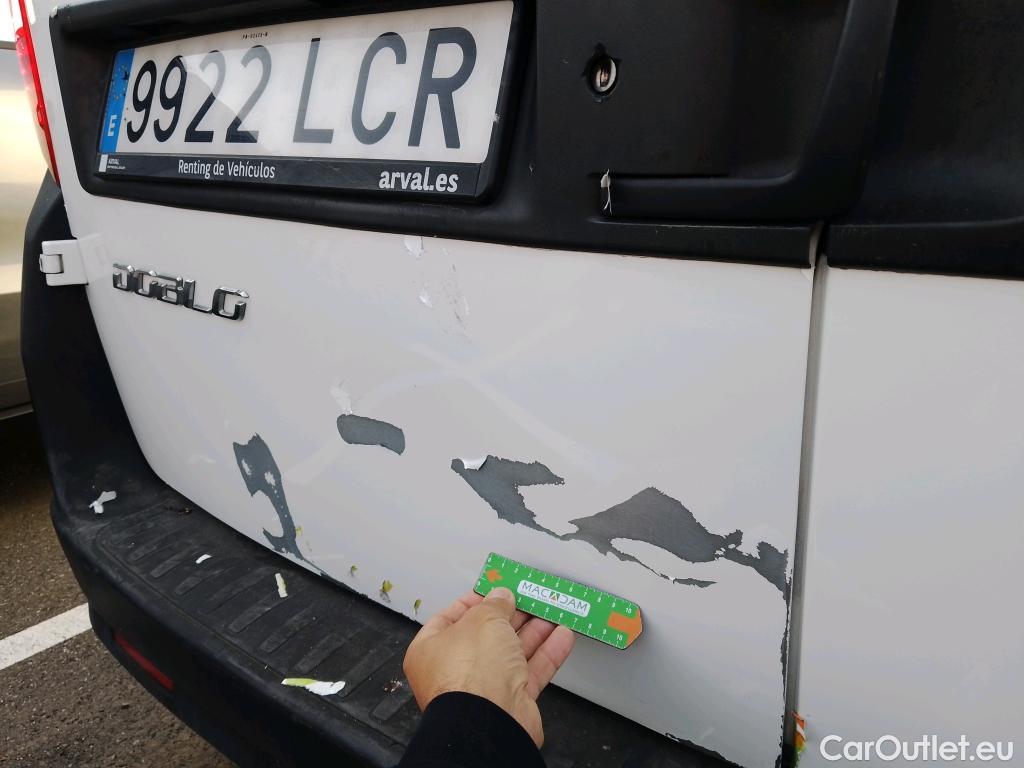  Fiat  Doblo FIAT Doblò Cargo/2015/4P/furgón derivado de turismo Cargo Maxi Base Plus 1.4 Tjet 89kW GNC #12