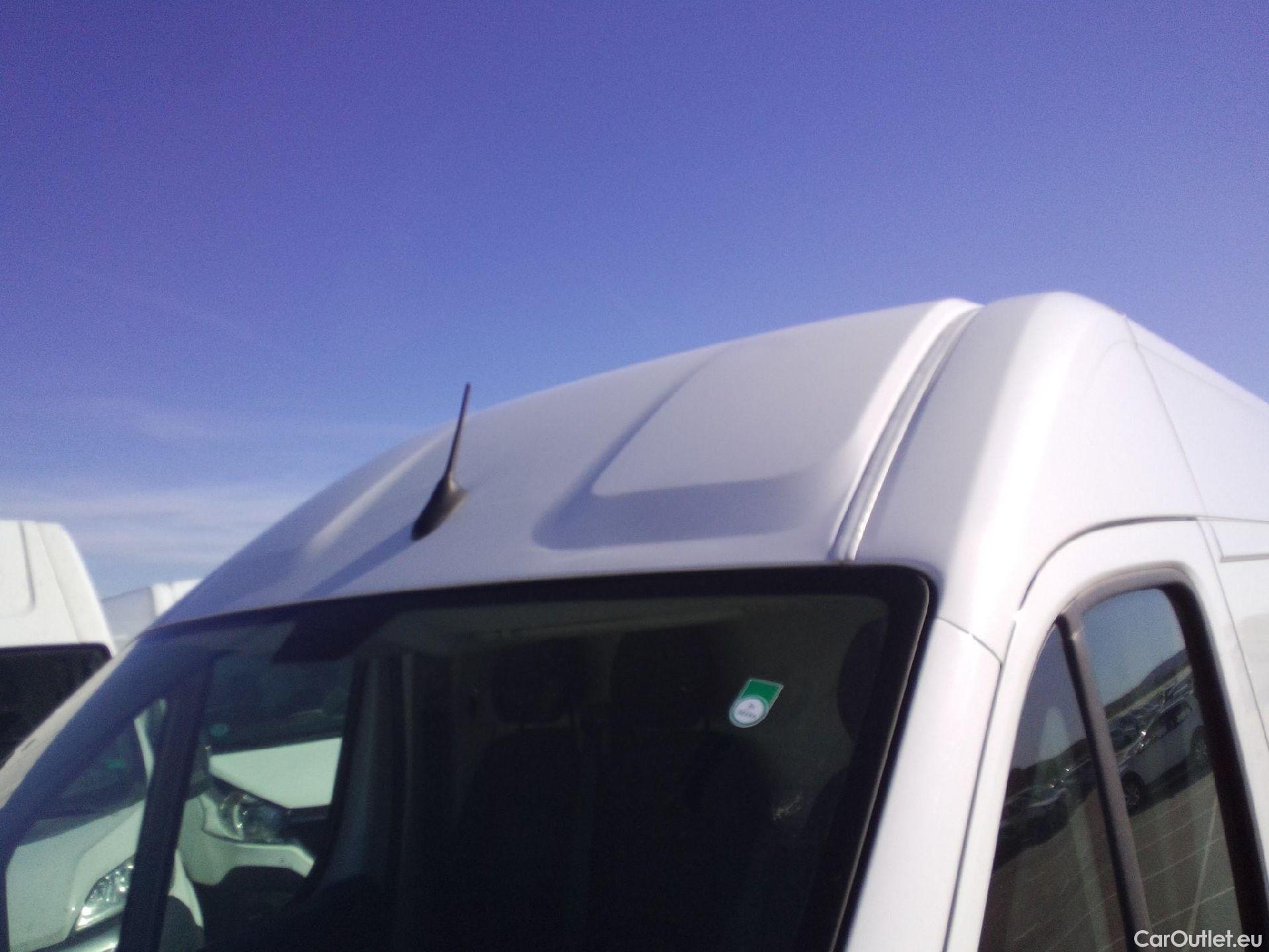  Peugeot  Boxer PEUGEOT  / 2014 / 4P / furgón Pack 335 L3 H2 BHDI 103kW (140CV) S&S #39