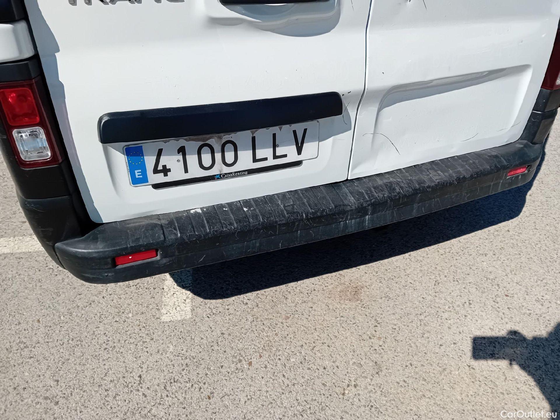  Renault  Trafic RENAULT  / 2019 / 4P / combi Combi 9 Energy Blue dCi 88 kW (120 CV) #51