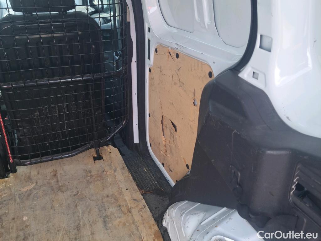  Ford  Transit FORD  Courier/2014/4P/furgón der.turis Van 1.5 TDCi 75kW Trend #35