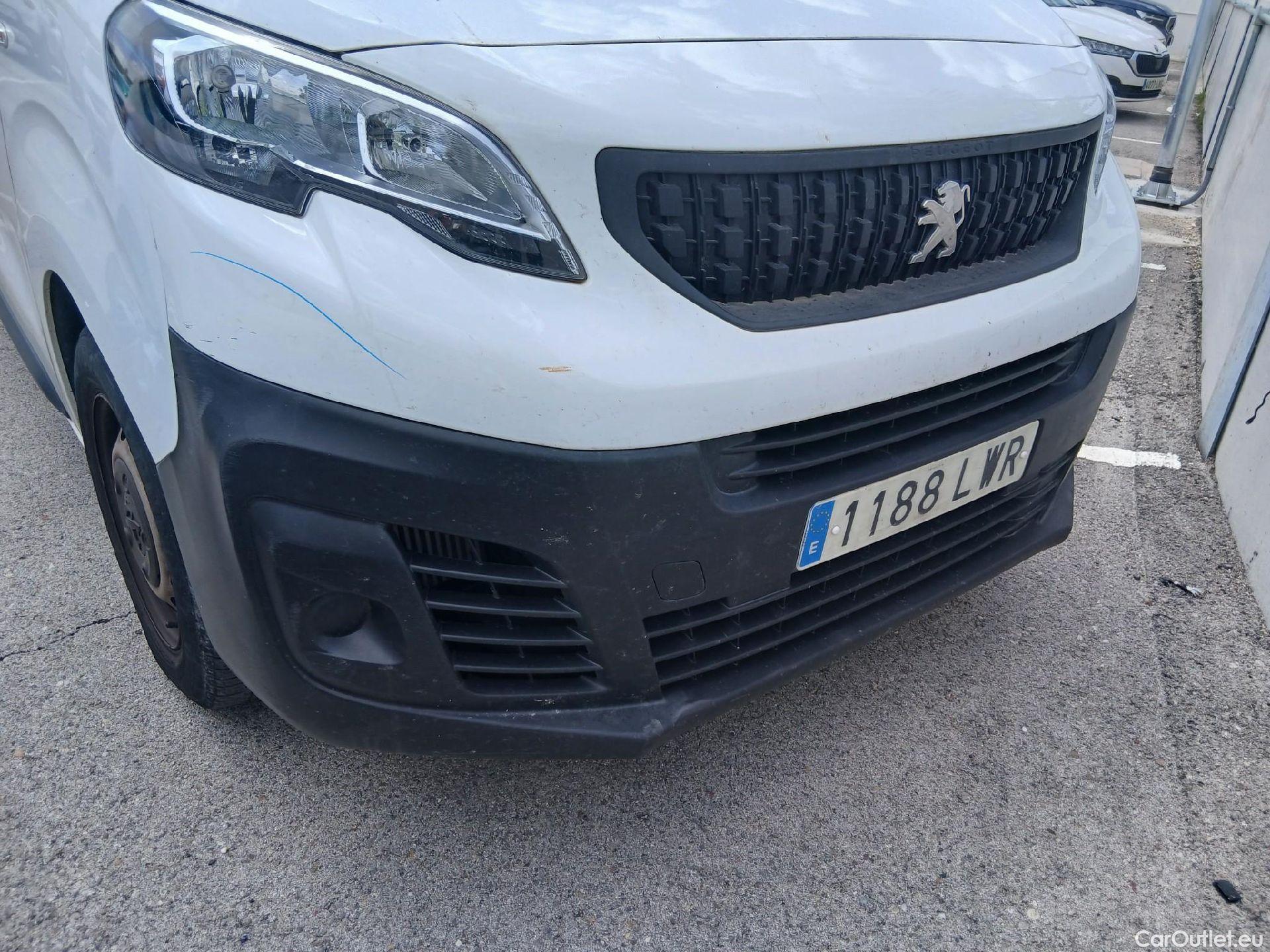  Peugeot  Expert PEUGEOT  / 2016 / 4P / furgón Furgón Pro 1.5 BlueHDi 120 Standard #12