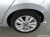  Nissan  Micra NISSAN  / 2016 / 5P / BERLINA IG¿T 100 ACENTA #19