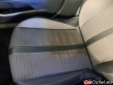  Peugeot  2008 PEUGEOT  / 2019 / 5P / CROSSOVER BLUEHDI 130 EAT8 ALLURE S/S AUT. #139