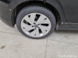  Volkswagen  Golf  VOLKSWAGEN / 2019 / 5P / BERLINA 2.0 TDI SCR 85KW STYLE #60